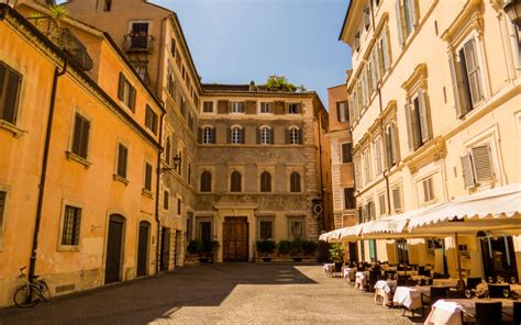 Palazzo Sacchetti in Rome: The Great Beauty set 